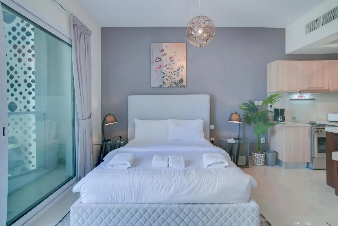 Modern Studio Apartment In The Heart Of Business Bay Dubai