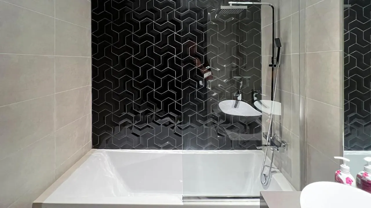 Modern Studio Apartment In The Heart Of Business Bay Dubai